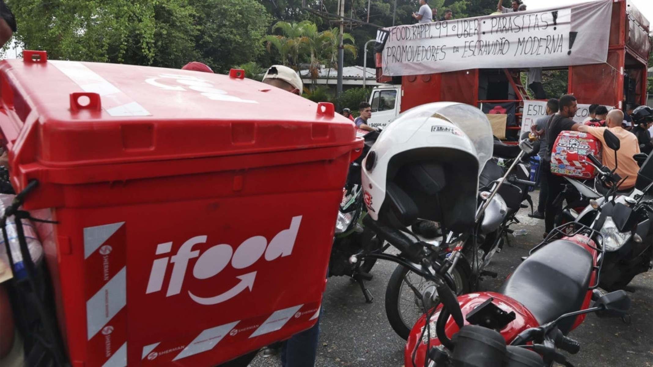 No iFood, 15% dos pedidos chegam por aplicativo de mensagens com IA - Platobr Economia