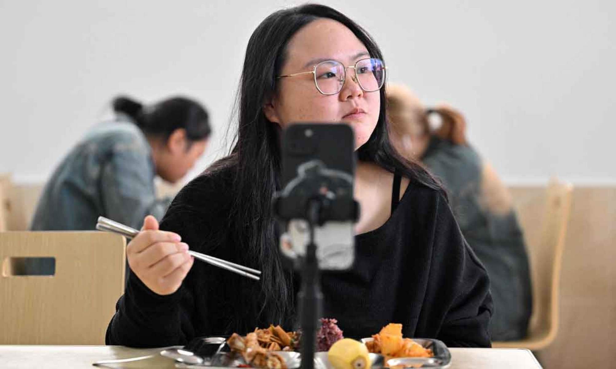 Segundo A pesquisa, h&aacute; risco de o mundo come&ccedil;ar a enxergar o excesso de peso como sin&ocirc;nimo de pobreza