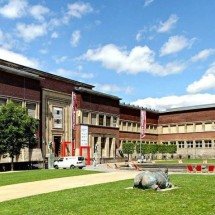 Guia de turismo ‘rabugento’ faz sucesso nas redes e esgota ingressos de museu na Alemanha - Wikimedia Commons/© Raimond Spekking/CC BY-SA 4.0