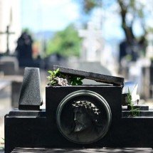 Cemitério mais antigo de BH é alvo de furtos e vandalismo - Leandro Couri/EM/D.A. Press