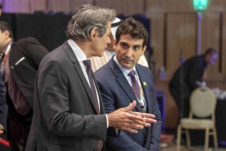 Haddad e Galípolo entram de férias e mercado já espera volatilidade eleitoral em 2026