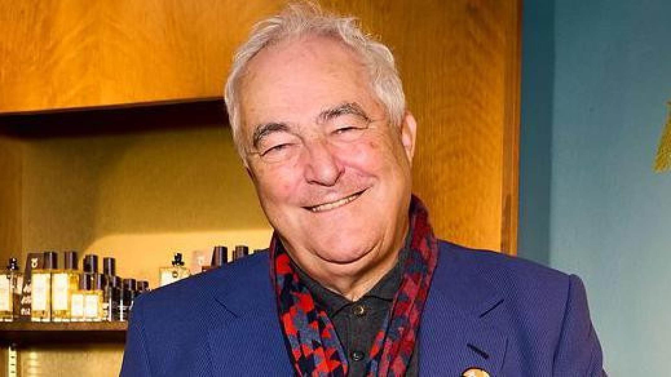 Dois dos três filhos de Constantine também trabalham na empresa, o que agrada especialmente ao executivo, que acredita que a família está no centro de um negócio bem-sucedido e é fundamental para sua longevidade -  (crédito: BBC)