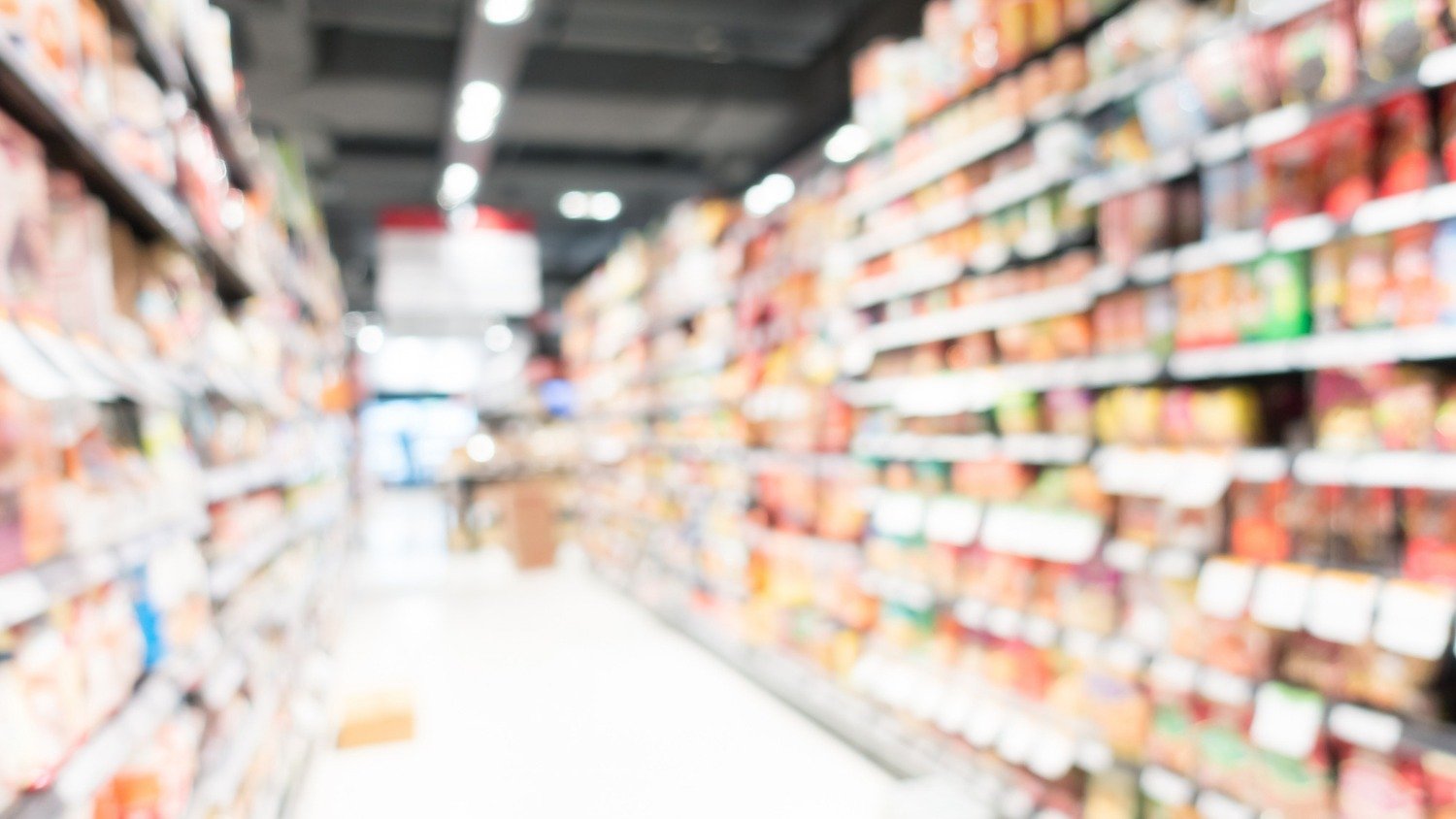 Atacado ou varejo? Entenda qual modelo de compra vale mais a pena - lifeforstock/ Freepik