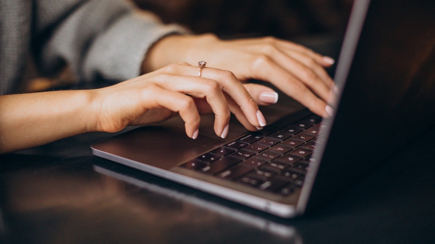 5 serviços do Detran que você pode resolver online sem sair de casa - Freepik