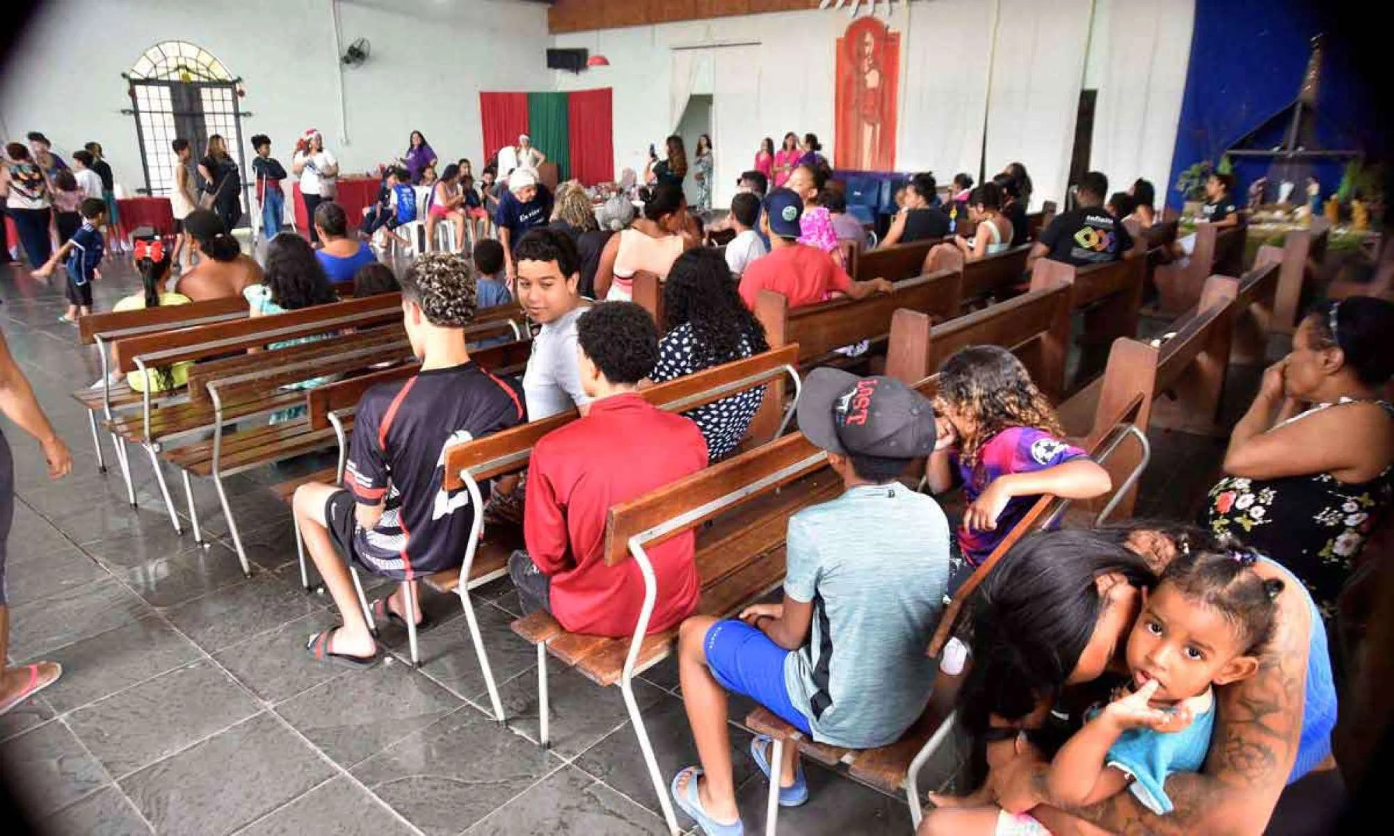 A previs&atilde;o da ONG Solidariedade &eacute; atender 600 crian&ccedil;as somente neste Natal