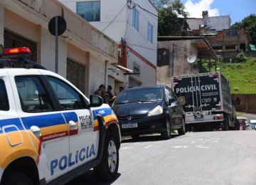 A Polícia Civil vai investigar as circunstâncias do incêndio, mas não descarta que tenha indícios de crime  -  (crédito: Gladyston Rodrigues/EM/D.A. Press)