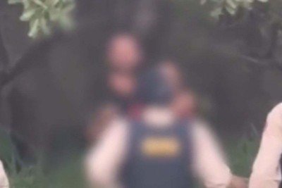 Homem se rendeu depois de quase 3 horas de negociação com a Polícia Militar -  (crédito: Reprodução/Redes sociais)