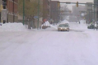 Tempestades de neve estão entre as maiores preocupações em diversas regiões frias do mundo. Veja as maiores nevascas da história.  -  (crédito: reprodução TV)