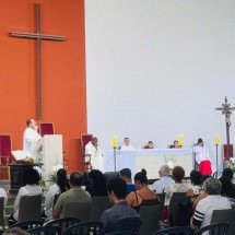 Fiéis da Grande BH participam da missa de Natal na Catedral Cristo Rei - Edésio Ferreira/EM/DA. Press