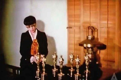 Com oito premiações, Head lidera a lista que tem no segundo posto a também figurinista Irene Sharaff (1910 - 1993). -  (crédito: Reproduçao do Youtube)