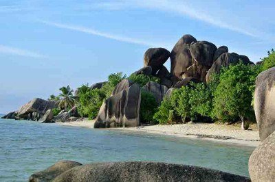 O arquipélago de Seychelles, na África, é independente do Reino Unido desde 1976.  É um dos lugares mais bonitos do mundo.

 -  (crédito:  Flickr tomi Sz)