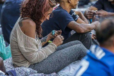 Segundo a pesquisa, 8,1% ou mais de 13 milhões de pessoas fizeram uso de drogas até um ano antes da pesquisa -  (crédito:  Paulo Pinto/Agência Brasil)