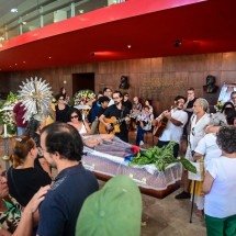 Veja como integrantes do Grupo Galpão se despediram de Teuda Bara - Leandro Couri/EM/DA. Press