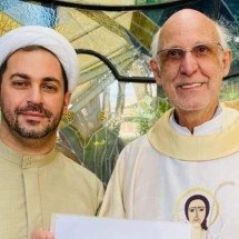 Sheik muçulmano transmite missa de padre Júlio após veto da Arquidiocese - Redes sociais / reprodução