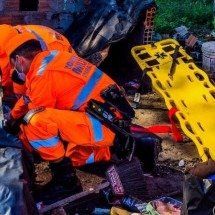 Casa desaba e deixa dois feridos no Norte de Minas - Reproduçao/CBMMG