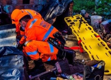 As duas vítimas foram encaminhadas ao Hospital Municipal de Januária -  (crédito: Reproduçao/CBMMG)