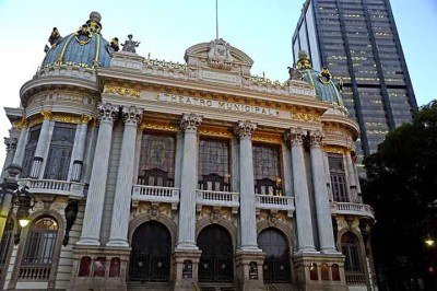 No dia 14/07/2025, o Theatro Municipal do Rio de Janeiro completou 116 de fundação - ele foi inaugurado durante a prefeitura de Souza Aguiar.
 -  (crédito:  Fernando Frazão/Agência Brasil)