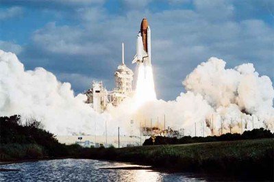 O mês de abril de 2025 marcou o 35º aniversário do lançamento do Telescópio Espacial Hubble, um satélite artificial não tripulado que revolucionou a astronomia ao fornecer imagens detalhadas do universo.
 -  (crédito: - NASA)