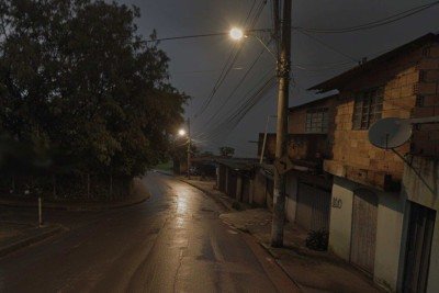 Rua Coronel Jorge Davis onde Anderson Braian, de 26 anos, foi encontrado morto. Assassinato teria sido ordenado de dentro da prisão por ex da namorada -  (crédito: Reprodução Google StreetView)