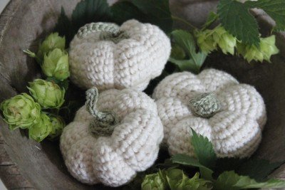 Seja em peças decorativas, roupas ou presentes especiais, o crochê é uma forma de arte que pode transformar fios em algo único, inspirado e cercado de significados. Todos os anos, em 12 de setembro é comemorada essa forma de arte, que atua com fonte de renda e ajuda na saúde. -  (crédito: Pixabay)