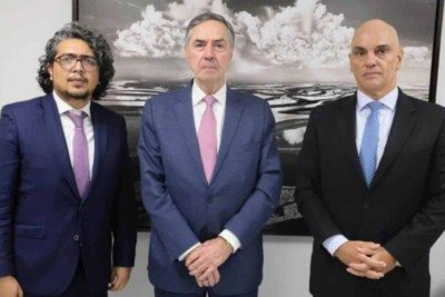 Relatório da OEA frustra bolsonarismo e vê ‘instituições democráticas fortes’ no país -  (crédito: Platobr Internacional)