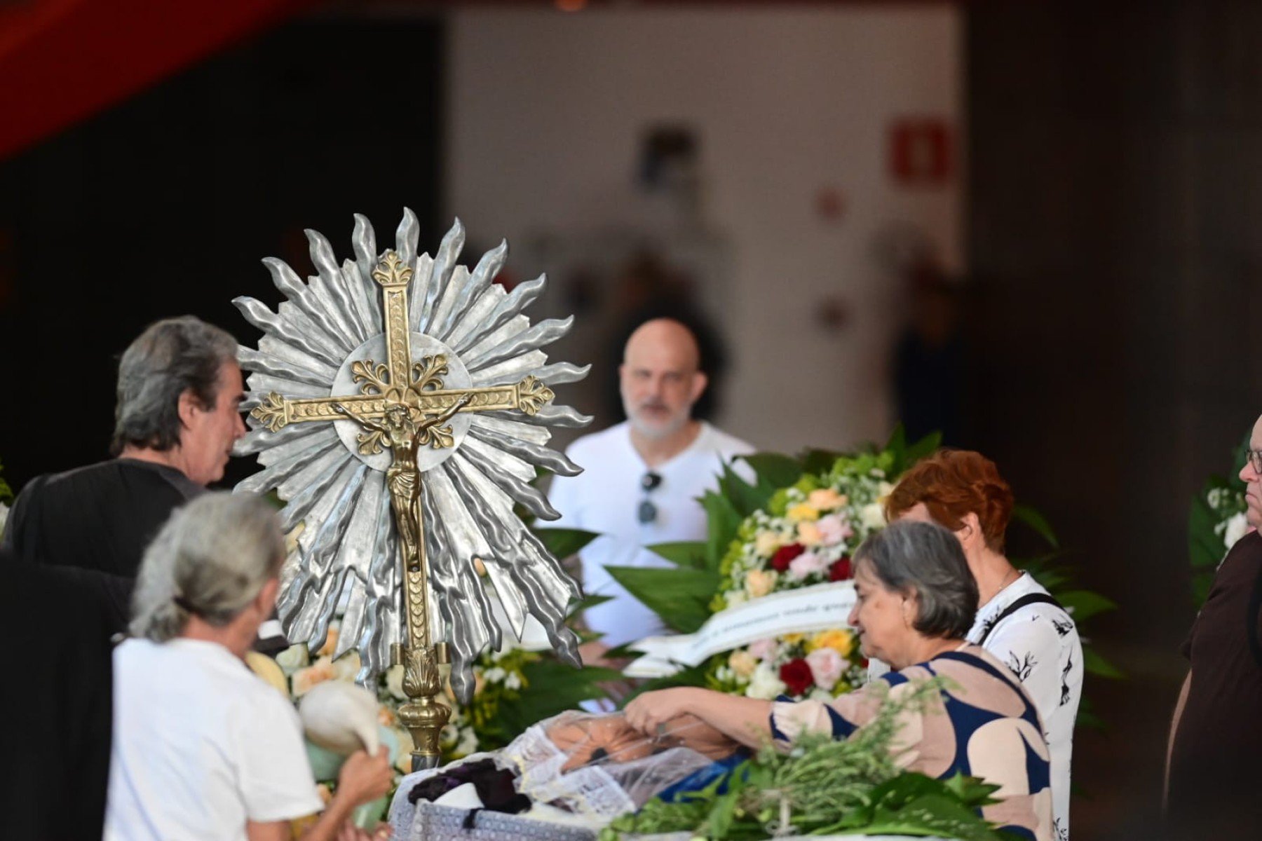 Ela estava internada no Hospital Madre Teresa desde 14 de dezembro, quando passou mal em casa e sofreu uma fratura na perna