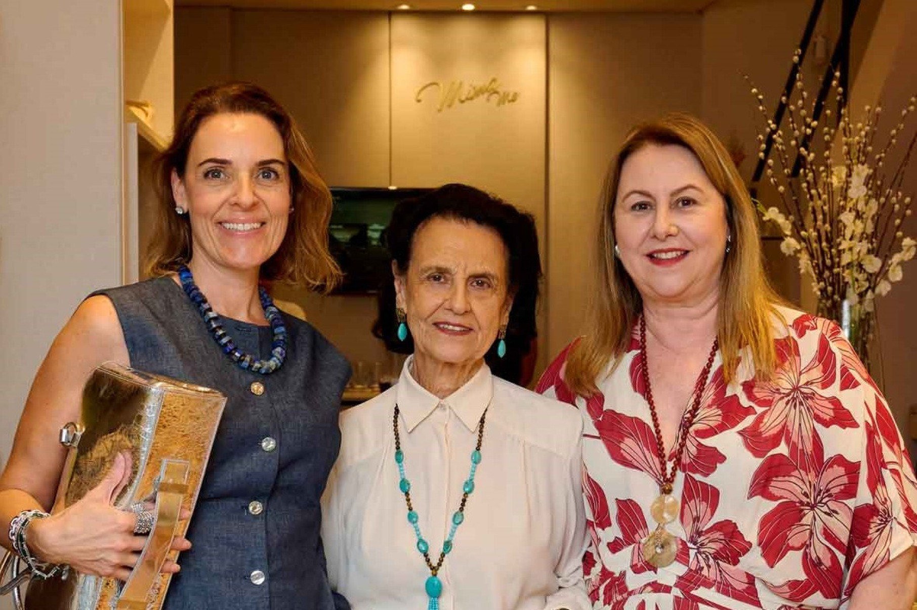 Vanessa Pascoalim,  Elaene e J&uacute;nia Giannetti