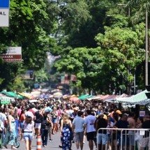 Onda de calor: turistas contam o que fazem para aliviar o calorão em BH  - Leandro Couri/EM/D.A.Press