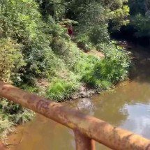 Idoso morre afogado em córrego na frente da família em Minas - CBMMG