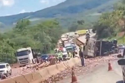 No sentido Belo Horizonte, o congestionamento chega a aproximadamente sete quilômetros -  (crédito: Reprodução/redes sociais)