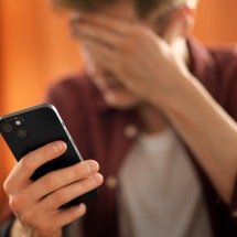 Comparação no fim do ano: como a internet afeta nossa saúde mental? - FreePik