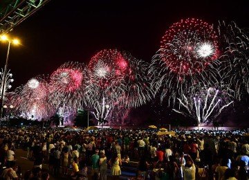 Show de Fogos na virada do ano em Florianópolis (SC); imagem meramente ilustrativa -  (crédito:  Petra Mafalda/Prefeitura de Florianópolis)