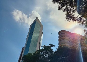 Onda de calor atinge 726 munic&iacute;pios mineiros na &uacute;ltima semana de 2025 -  (crédito: Jair Amaral/EM/D.A Press)