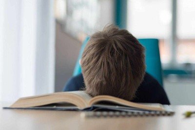 A China ficou entre os países com melhor desempenho em educação em uma pesquisa internacional realizada no início dos anos 2000 -  (crédito: AFP via Getty Images)