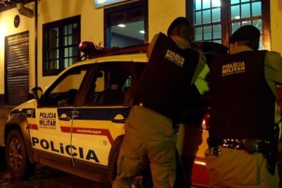 PM busca pelos suspeitos de cometer o assassinato desde a noite de domingo -  (crédito: PMMG)