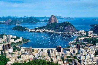 Brasil bate recorde de turistas estrangeiros em 2025