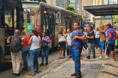 Passagem de ônibus em BH voltou a subir após 1 ano  -  (crédito: Jair Amaral/EM/D.A Press)