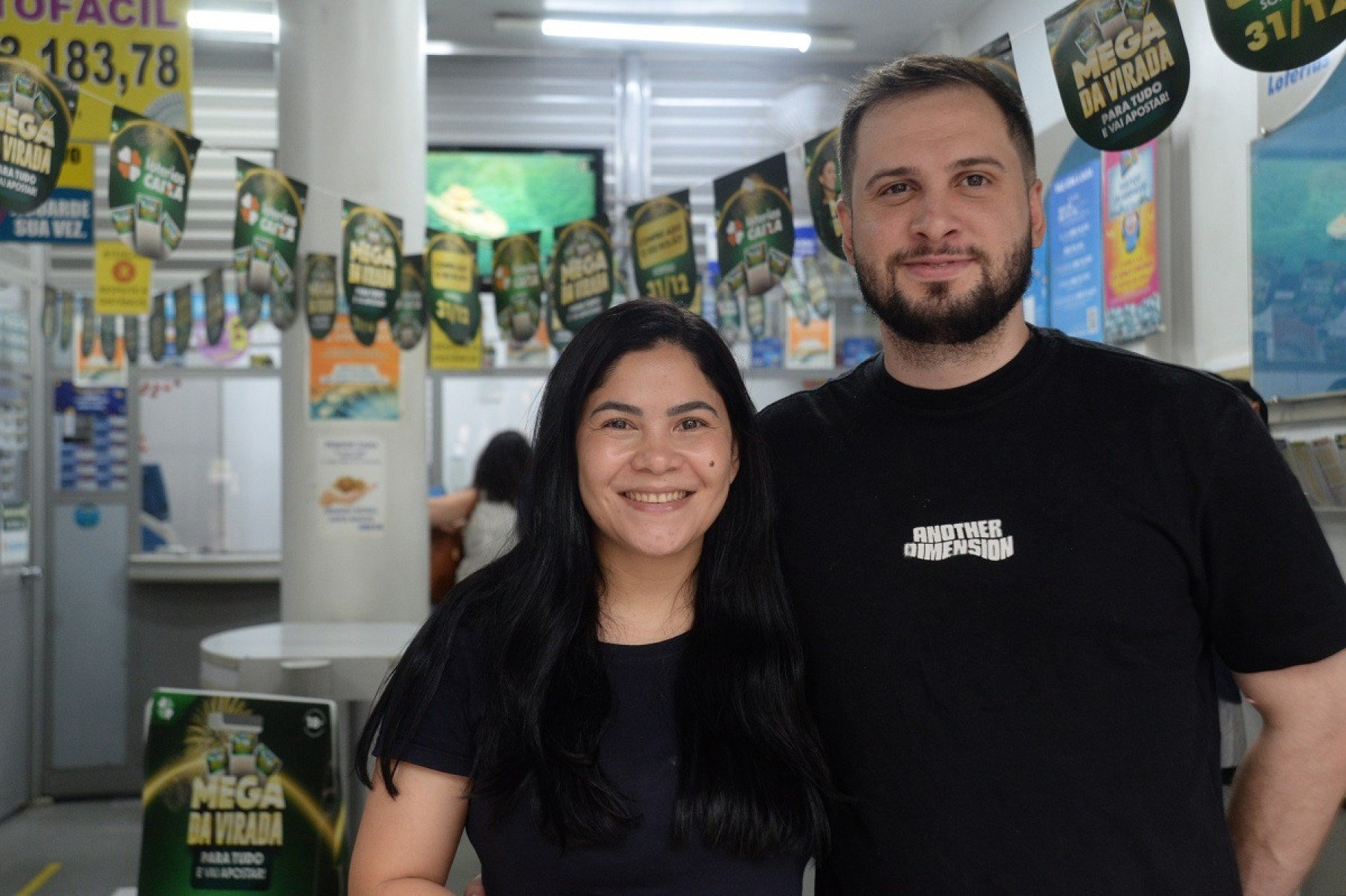 Elaine Marques Santos e Felipe Siqueira pretendem adquirir a casa própria, mas se mostram comedidos em relação a outros planos
      -Tulio Santos/EM/D.A.Press