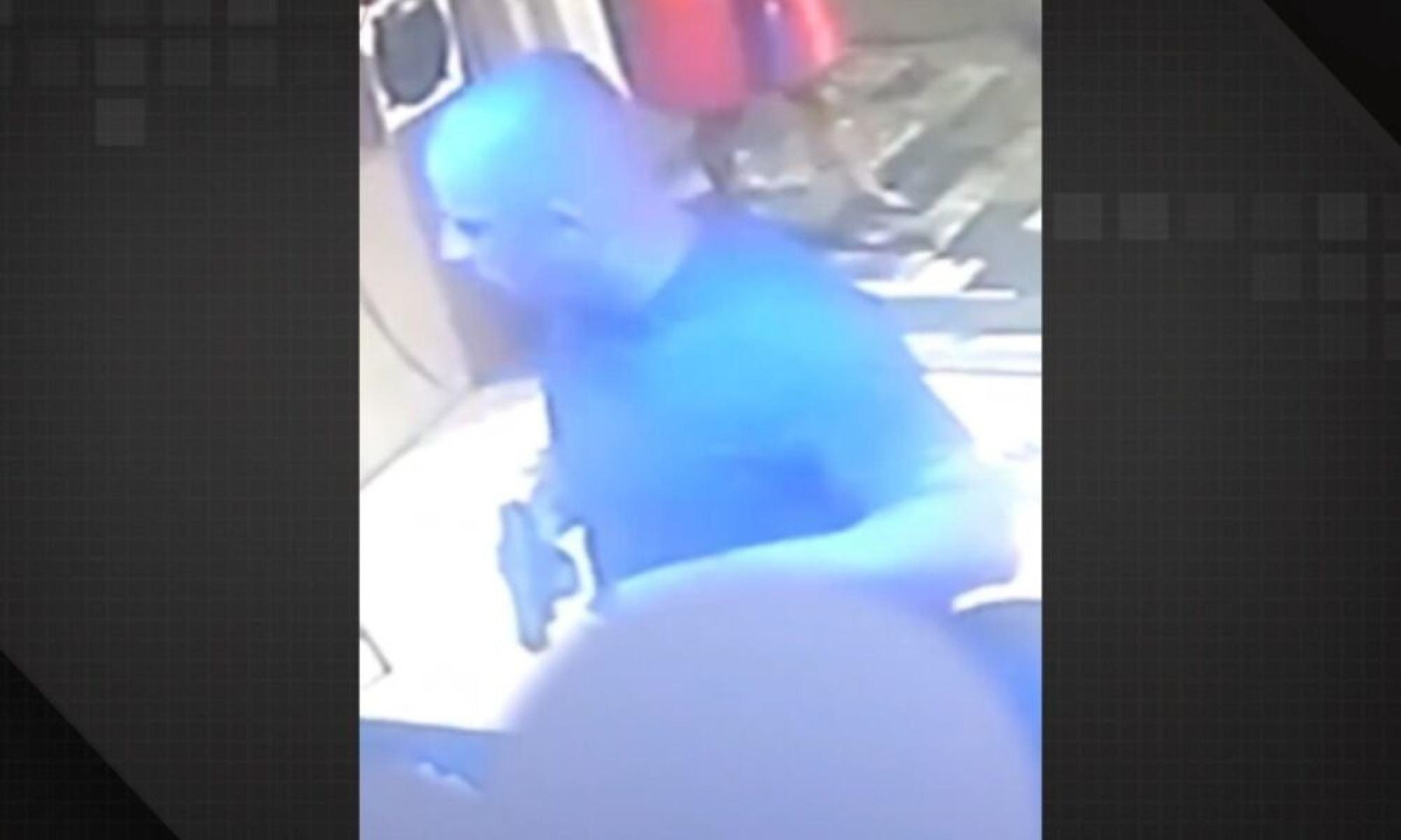 Vídeo: PM é preso por assalto a bar na Vila Mimosa -  (crédito: Tupi)