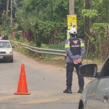 DER-MG controla trânsito na Serra do Cipó devido ao excesso de veículos - Kilder Costa/Divulgação