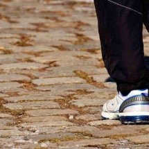 Caminhadas aceleradas de meia hora, três vezes por semana, fazem bem para saúde

 -  (crédito: Pixabay/reprodução)