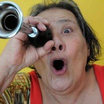 A libertária Teuda Bara fez do palco e do Grupo Galpão espaços 
para a expressão de seu espírito vulcânico e indomável -  (crédito: Paulo Filgueiras/EM/D.A Press/13/2/2015)