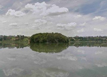 O corpo foi encontrado próximo à Ilha dos Amores no Parque Ecológico -  (crédito: Reprodução/Google StreetView)