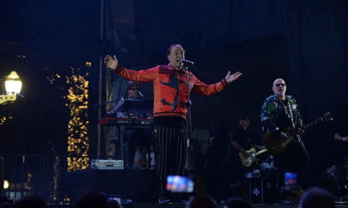 Praça da Liberdade foi palco de apresentações musicais e shows de drones e fogos de artifício na virada do ano de 2025 para 2026-Túlio Santos/EM/D.A Press