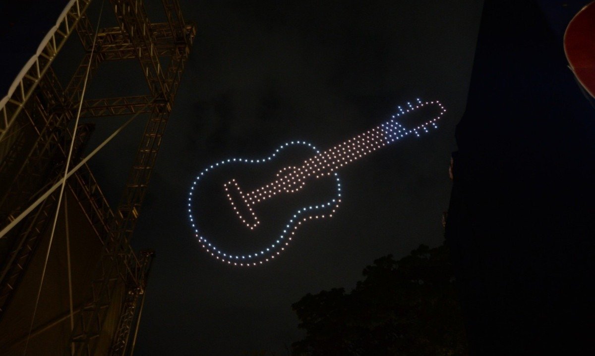 Drones formaram imagem que remetem à cultura mineira-Túlio Santos/EM/D.A Press