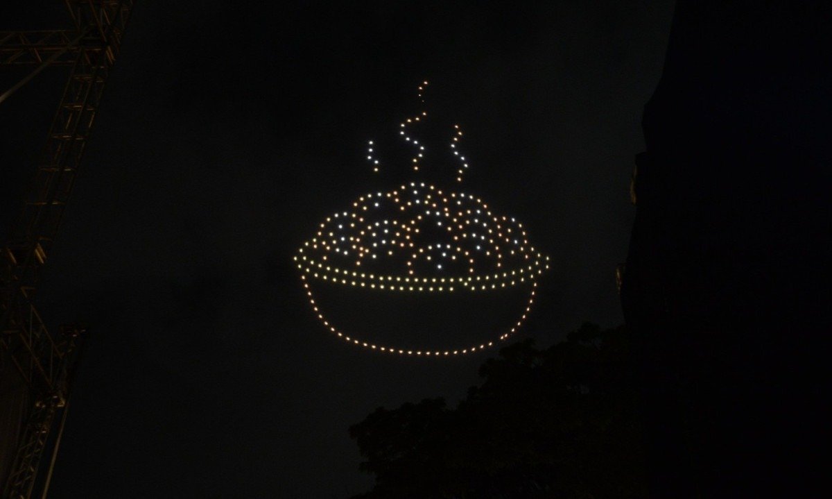 Drones formaram imagem que remetem à cultura mineira-Túlio Santos/EM/D.A Press