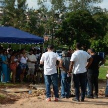 Mulher morta na frente da filha é sepultada em BH - Túlio Santosl/ EM/ D. A. Press