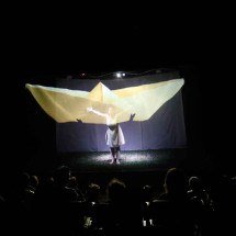 Peça 'O barquinho amarelo' terá sessões de sexta a segunda-feira, até 26 de janeiro -  (crédito: Kamila Souza/divulgação)