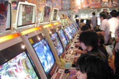 Durante décadas, os fliperamas foram um dos grandes símbolos do lazer urbano no Brasil. 
 -  (crédito: - Ethan Hein/Wikimédia Commons)