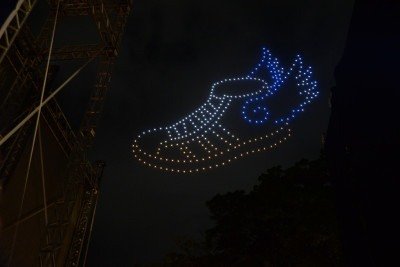 Pra&ccedil;a da Liberdade foi palco de apresenta&ccedil;&otilde;es musicais e shows de drones e fogos de artif&iacute;cio na virada do ano de 2025 para 2026 -  (crédito: TÃºlio Santos/EM/D.A Press)